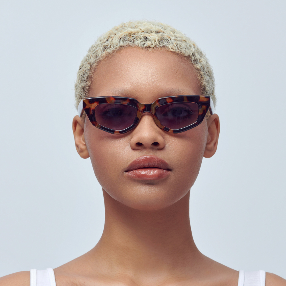 MAD-SHADE_PDP_SUN24V4_03_1000x1000_IVY.jpg