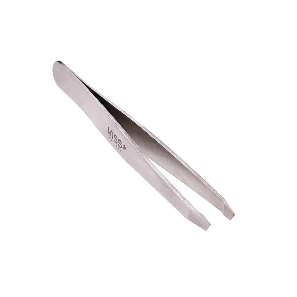 RS115612_KissNewYork_SlantTipTweezer_TWZ02_Product2_731509017229_Jul302018-hpr.jpg