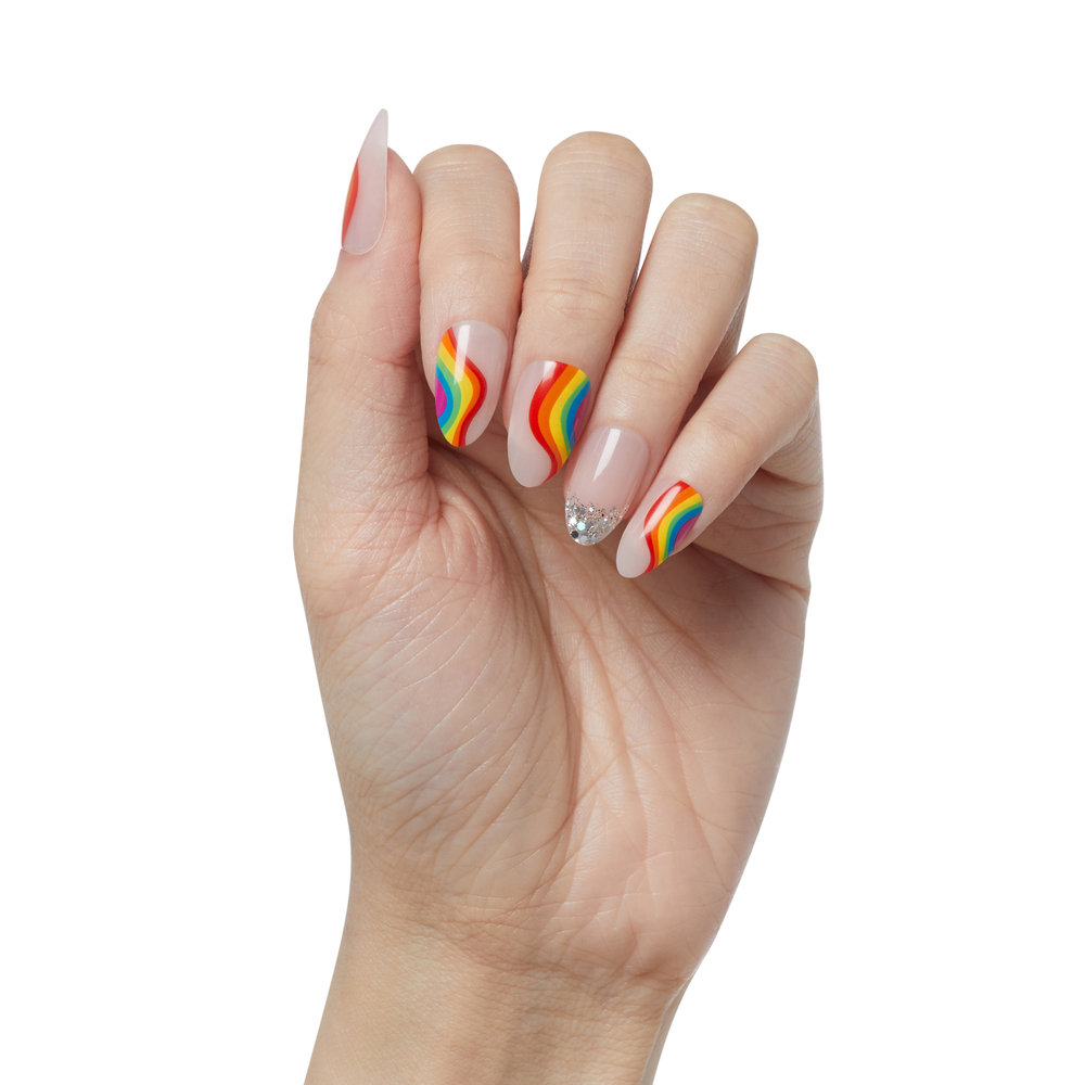 Kiss_IM103X_ImpressPressOnManicure_BareHand_731509892239_web.jpg