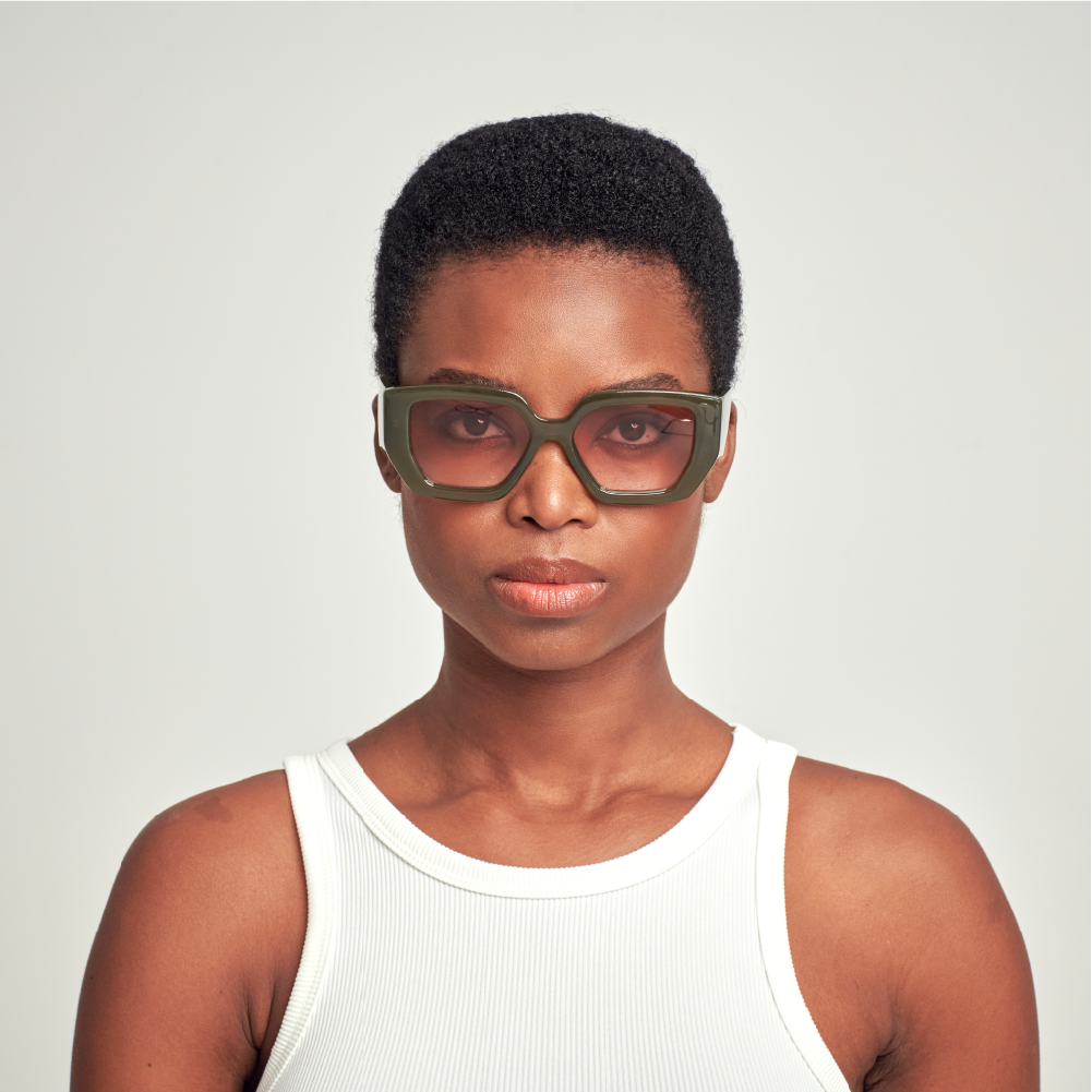 SUN16v6_03_1000X1000_IVY-1.webp