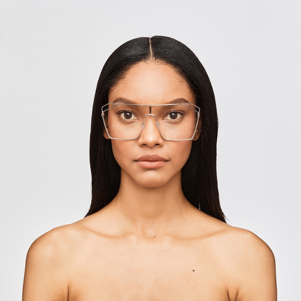 MADSHADE_SUN30_Application_Model_Front_May022022.jpg