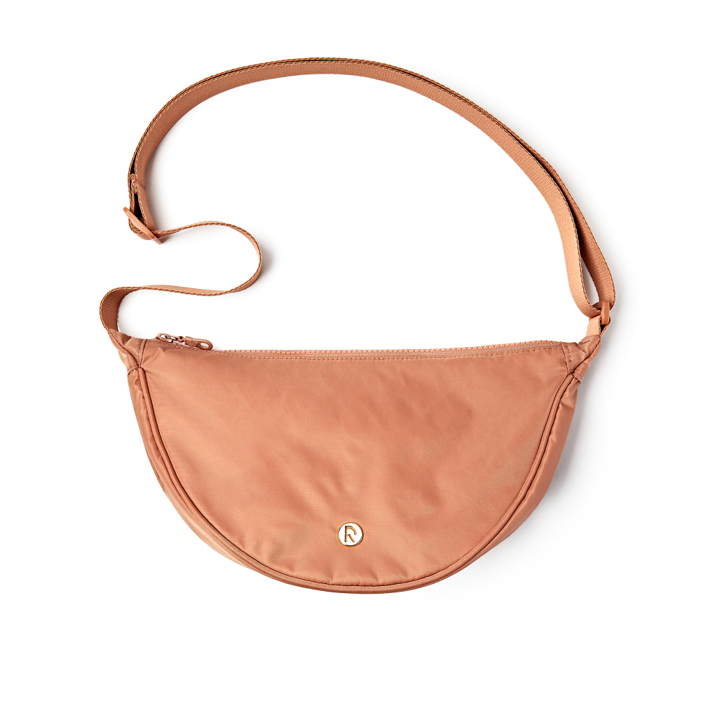 Everywear Small Crossbody Bag